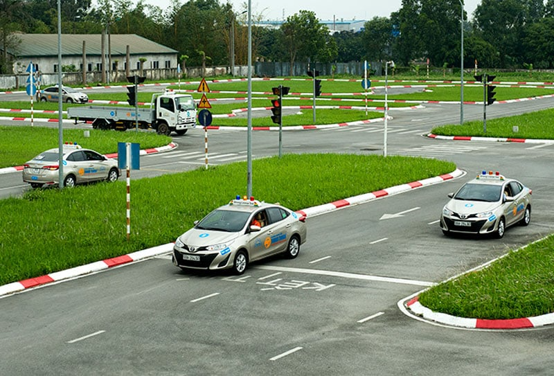 Thi bằng lái xe B2 năm 2024: những quy định cần biết